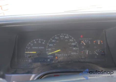 1997 GMC Sierra 1500 Sl Wideside z USA, uszkodzony, nr VIN 1GTEC19R5VE556478